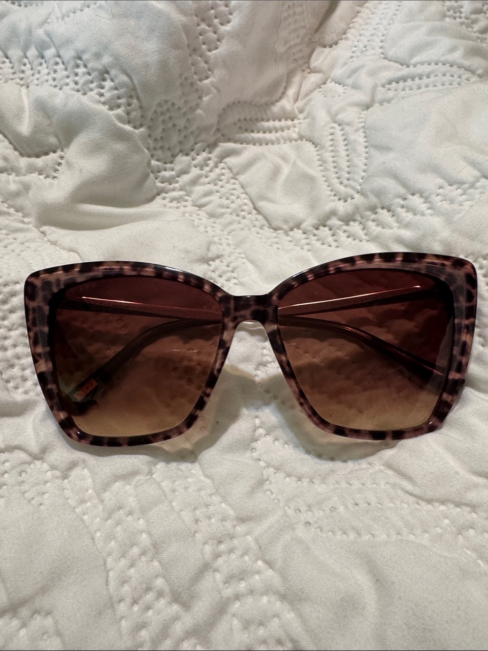 Diff Eyewear Pink Tortoiseshell Oversized Square Sunglasses